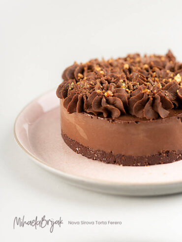 Nova Sirova Torta Ferero